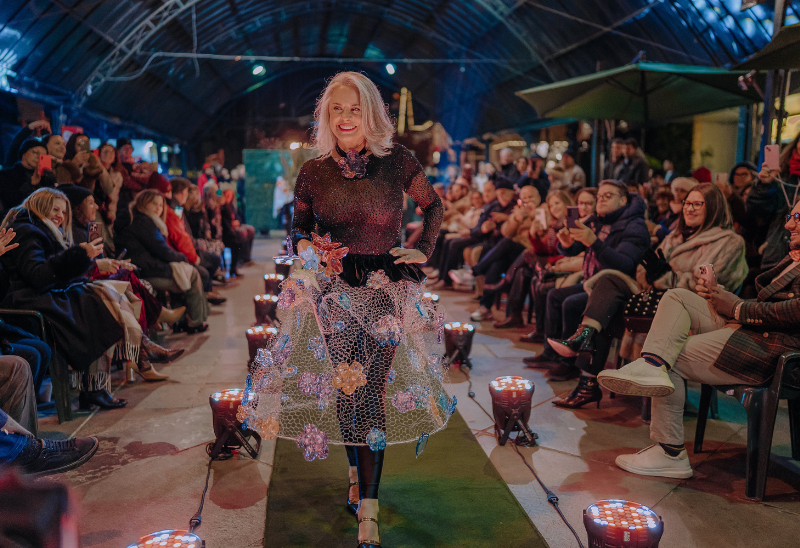 Cristais Gramado leva a arte do cristal para a passarela da 3ª Bienal Internacional de Arte em Vidro Ibero-Americano